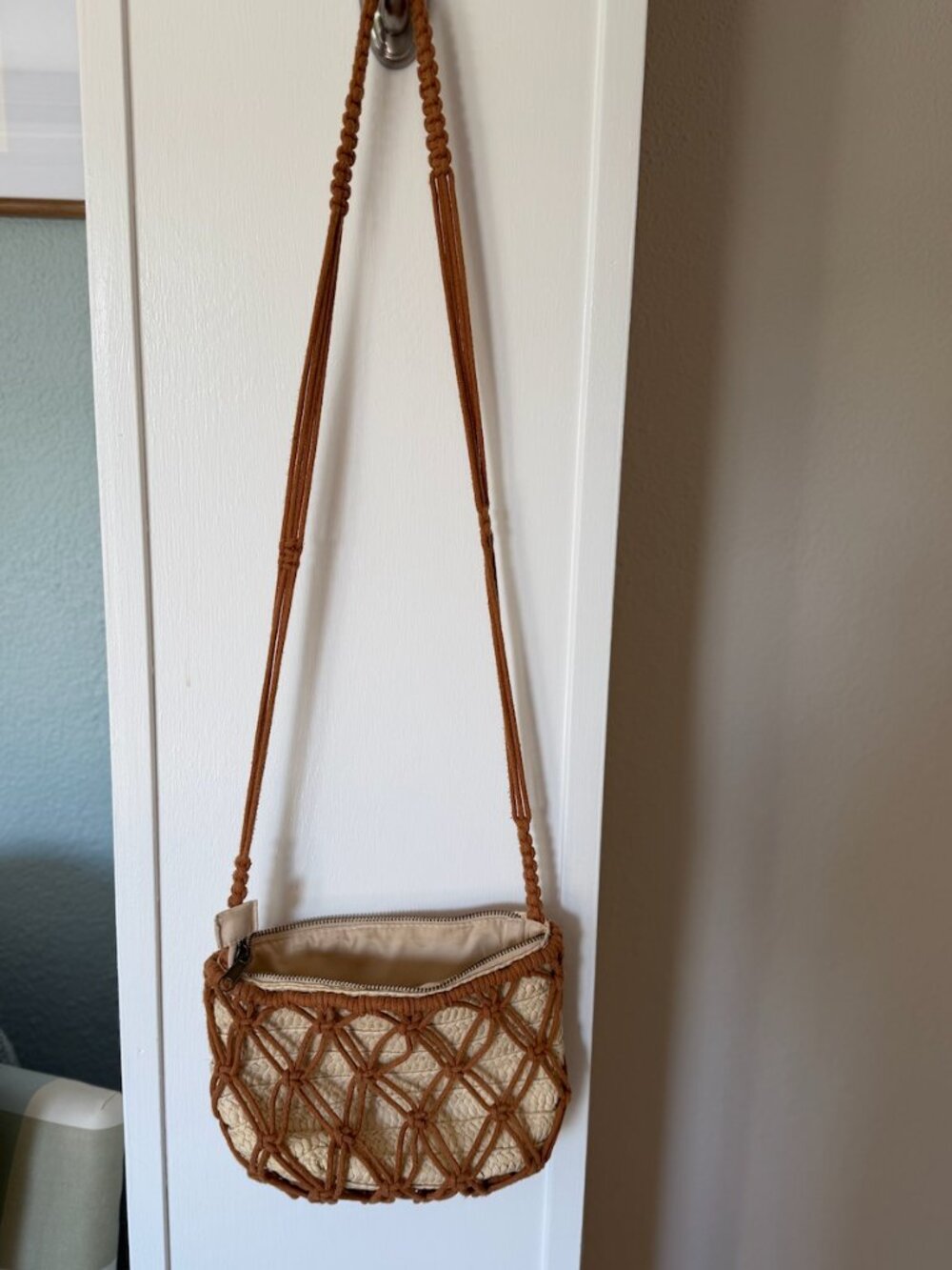 Universal Thread Boho Macrame Straw Crossbody Bag